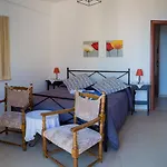 La Casa Gialla 2*