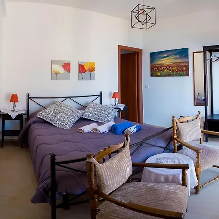 La Casa Gialla טאורמינה