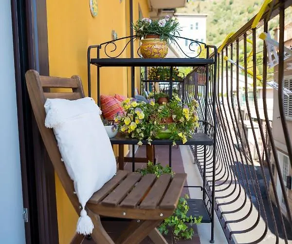 La Casa Gialla 2* Ταορμίνα